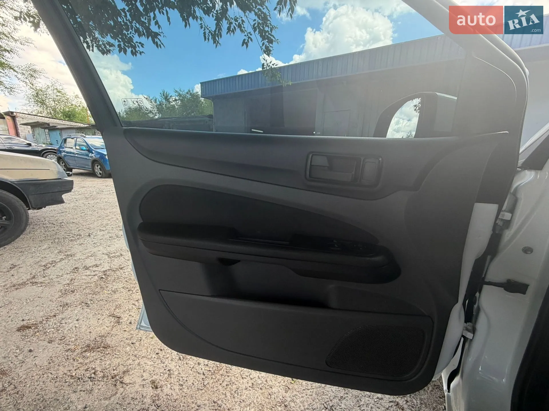 2011 Ford Focus - мініатюра 17