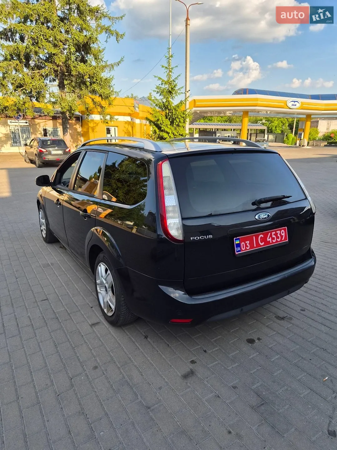 2010 Ford Focus - мініатюра 7