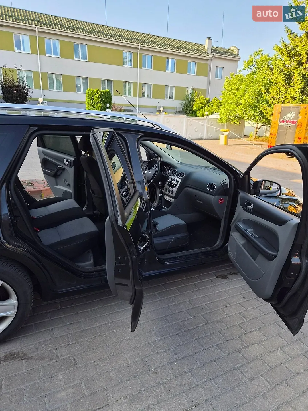 2010 Ford Focus - мініатюра 24