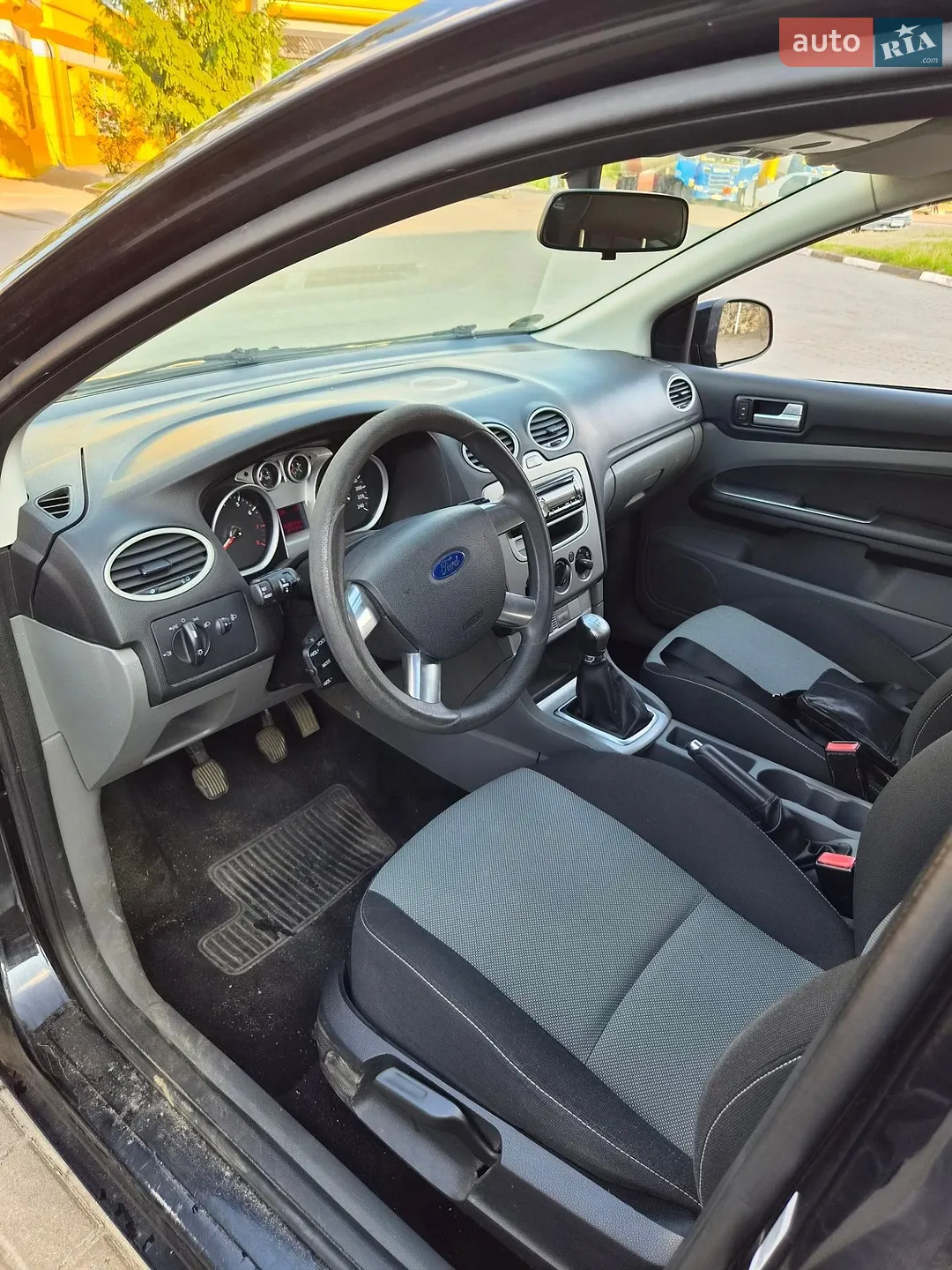 2010 Ford Focus - мініатюра 37