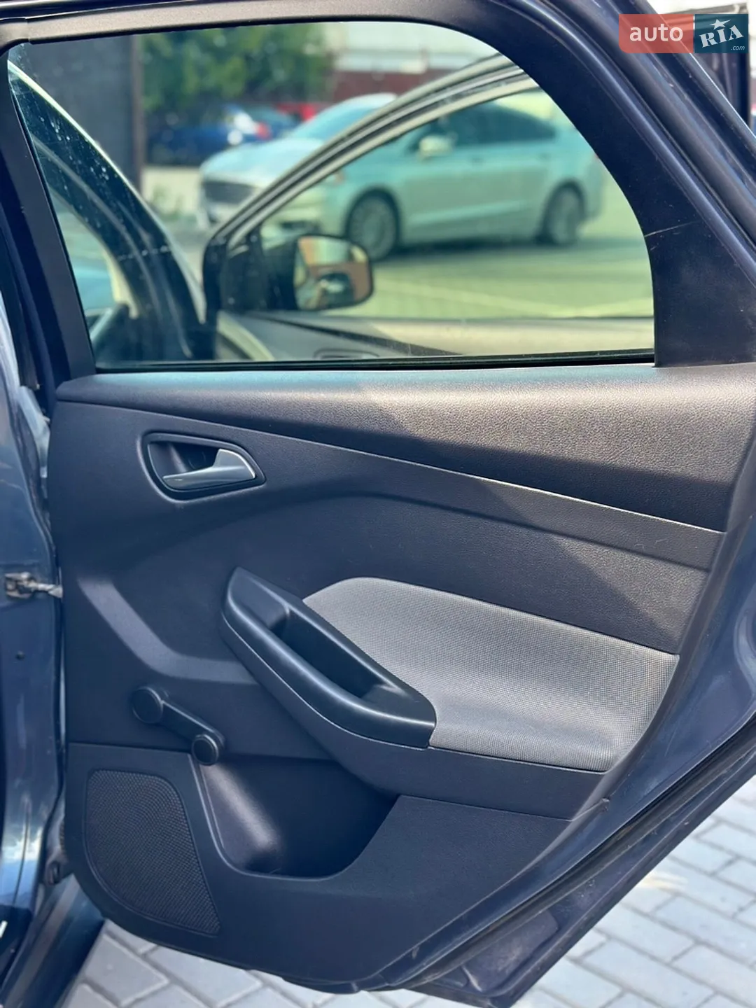 2011 Ford Focus - мініатюра 16