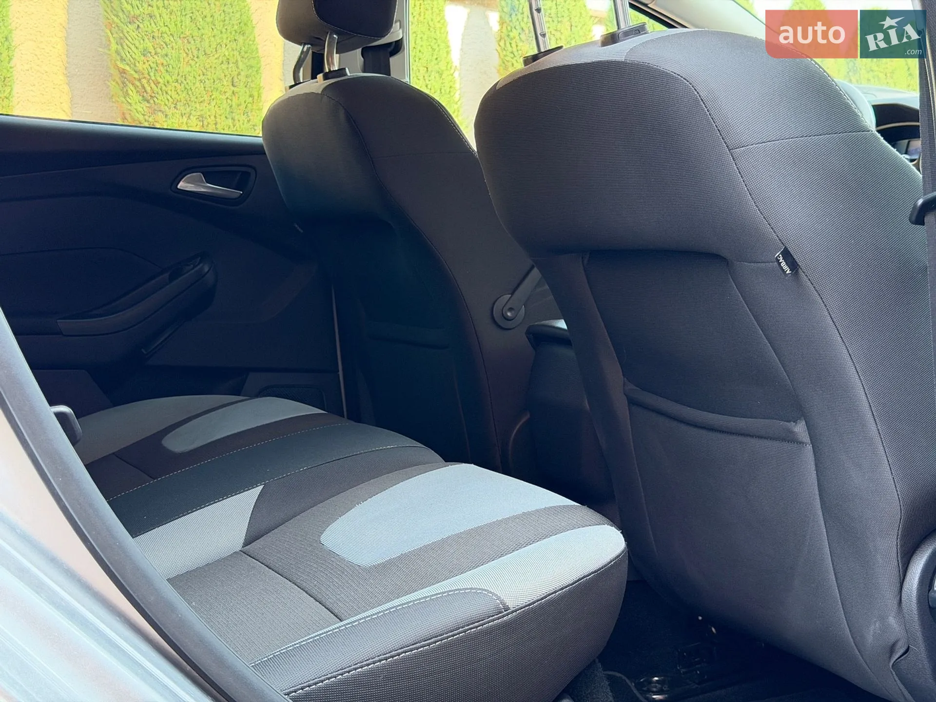 2012 Ford Focus - мініатюра 91