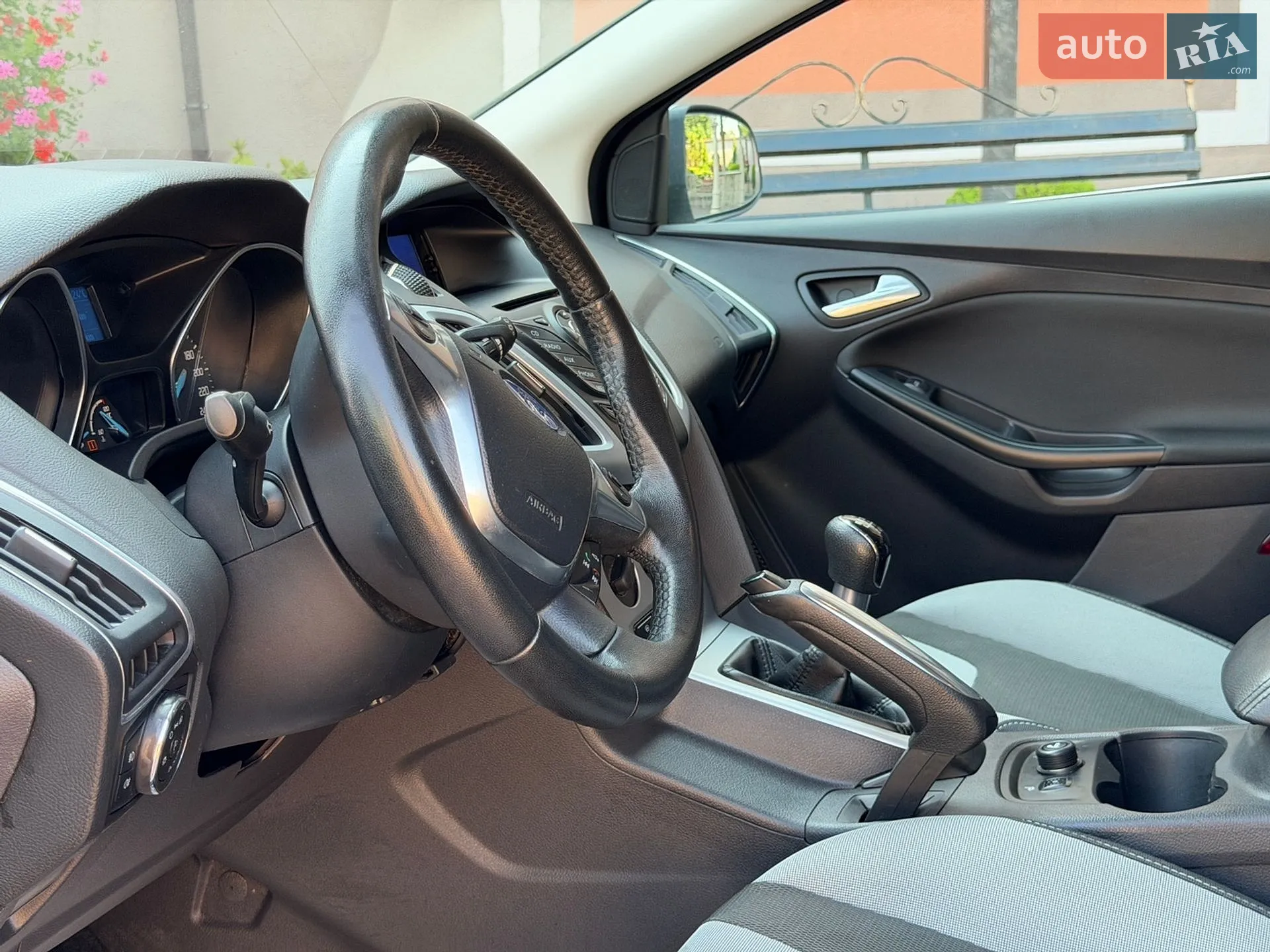 2012 Ford Focus - мініатюра 100