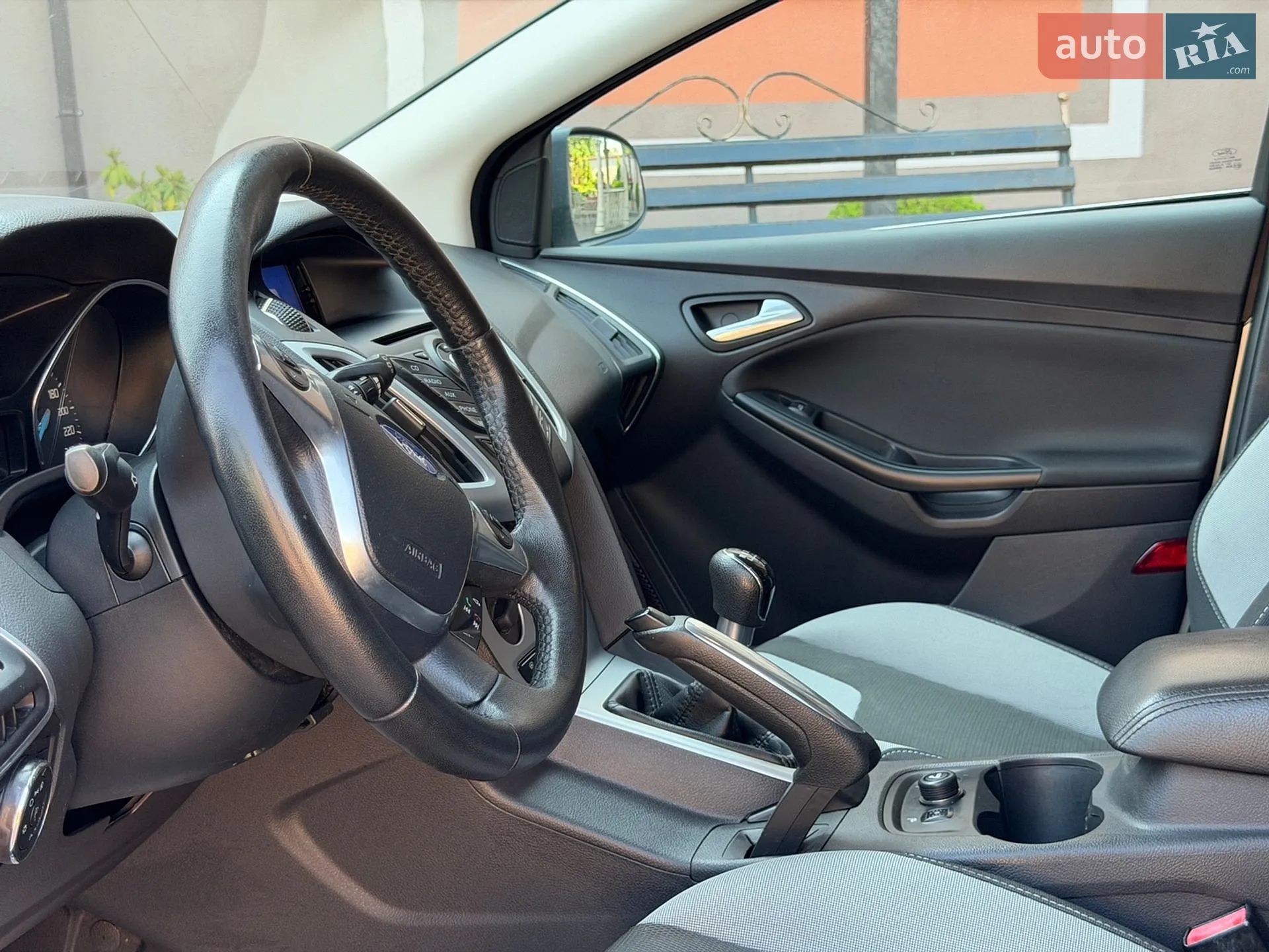 2012 Ford Focus - мініатюра 101