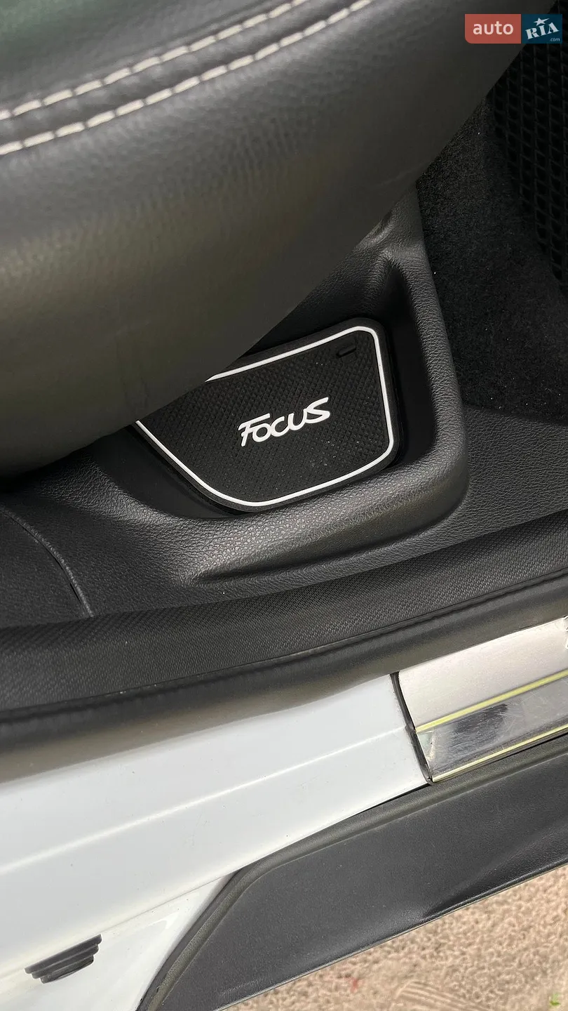 2017 Ford Focus - мініатюра 107