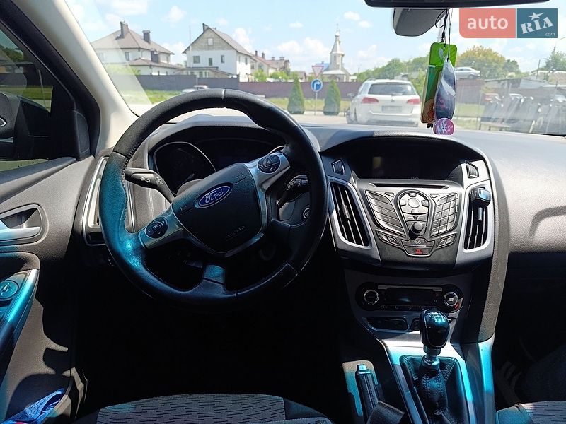 Универсал Ford Focus 2013 в Каменец-Подольском фото 5 Универсал Ford Focus 2013 в Каменец-Подольском