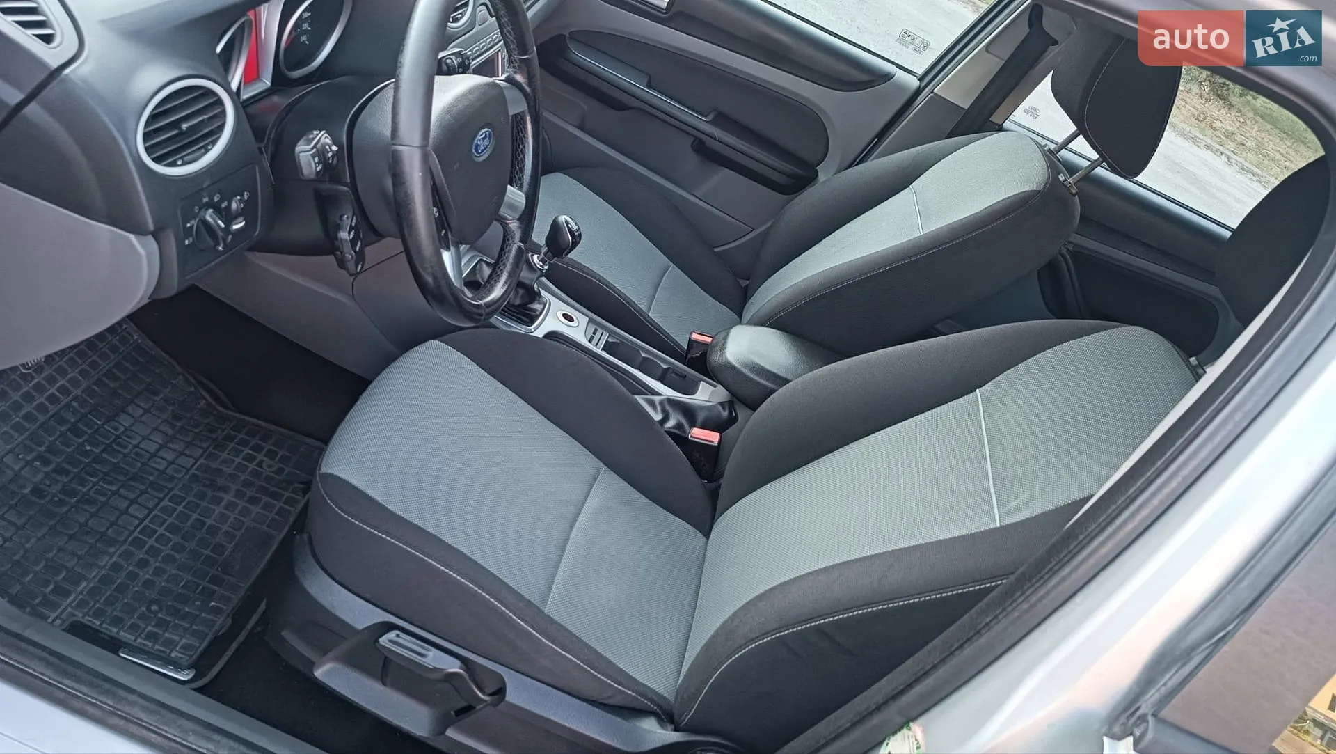 2010 Ford Focus - мініатюра 43