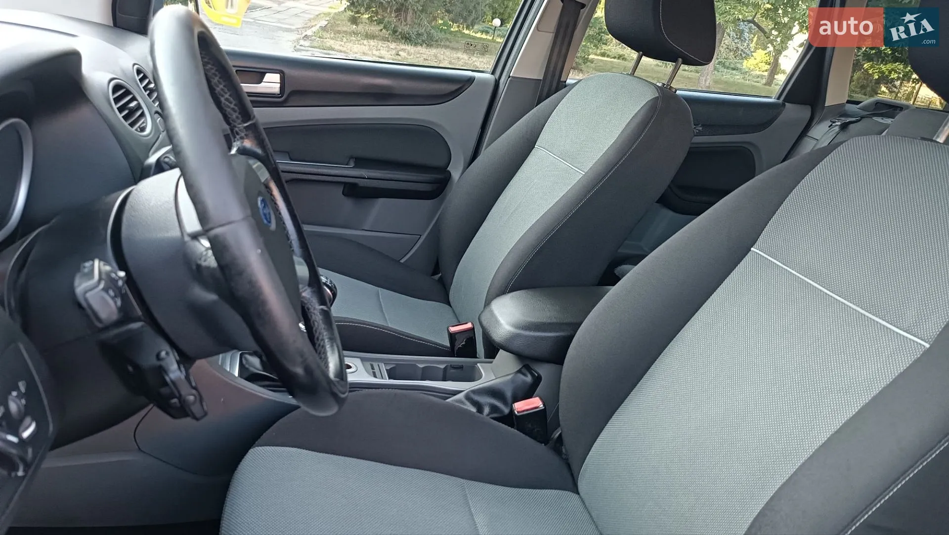 2010 Ford Focus - мініатюра 46