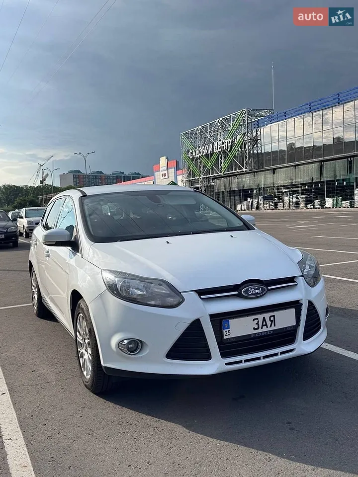 2010 Ford Focus - мініатюра 25