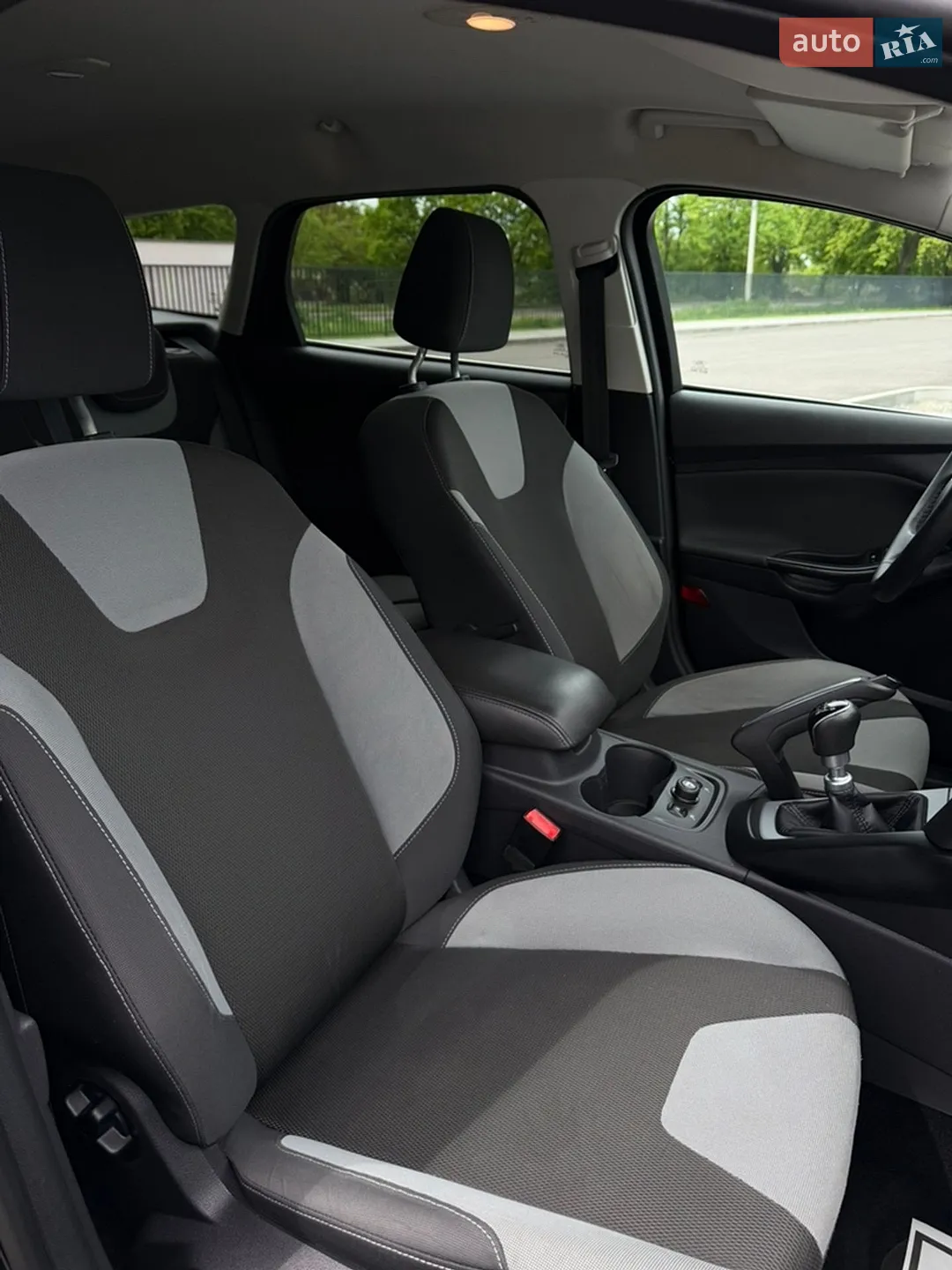2012 Ford Focus - мініатюра 11