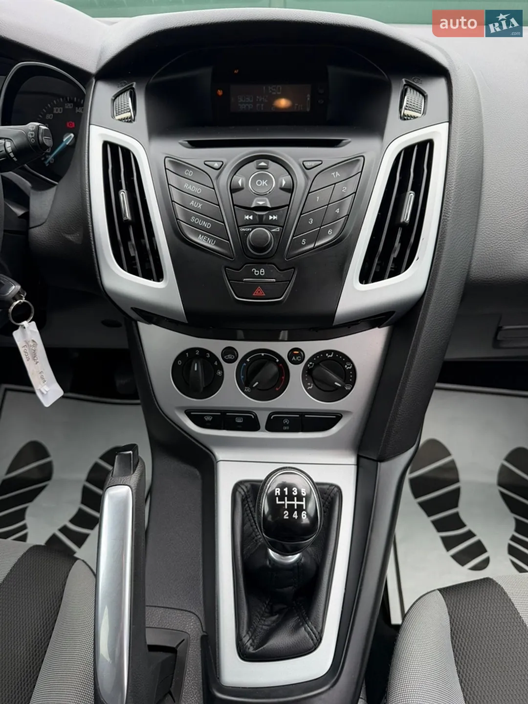 2012 Ford Focus - мініатюра 17