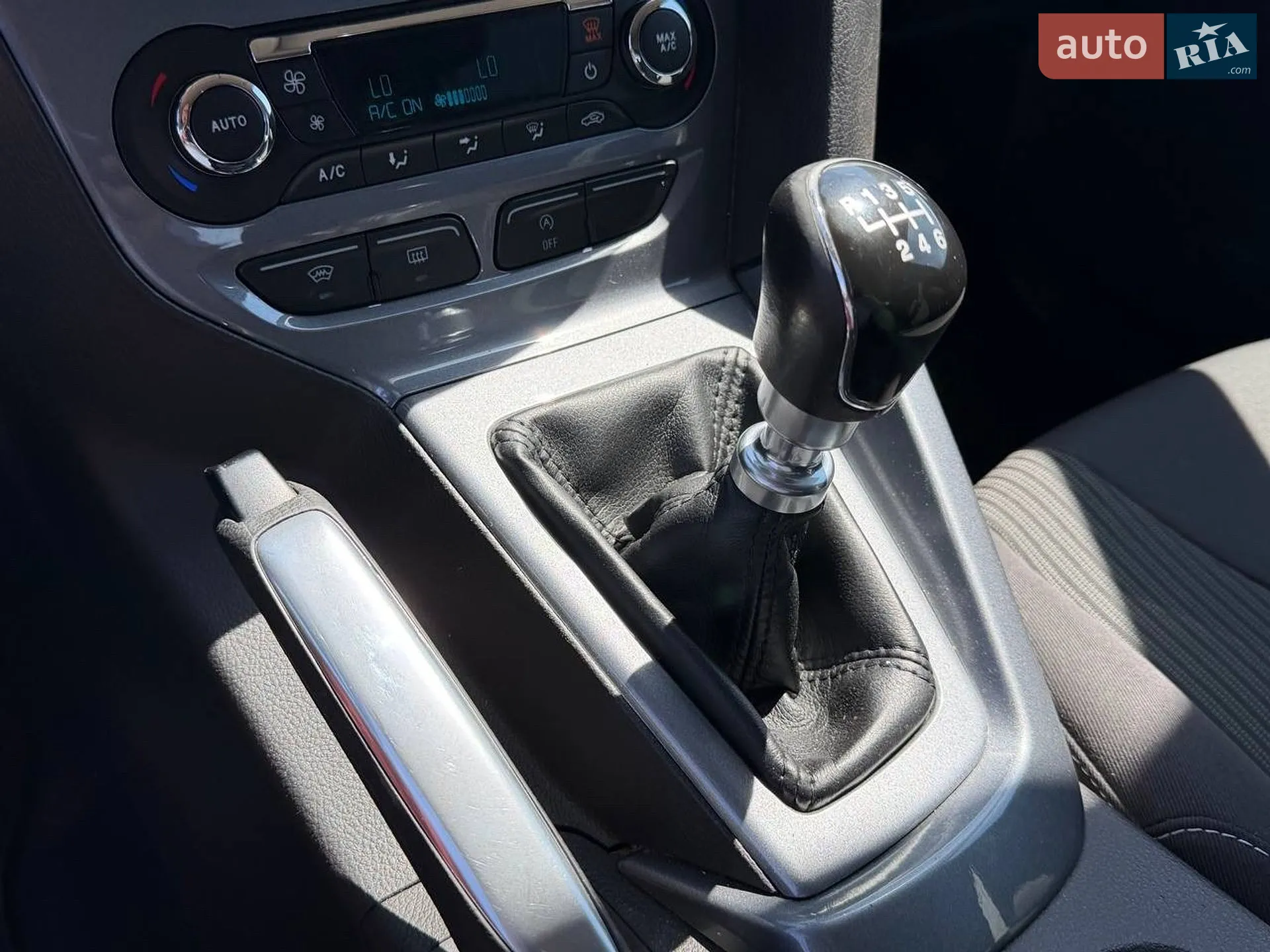 2012 Ford Focus - мініатюра 26