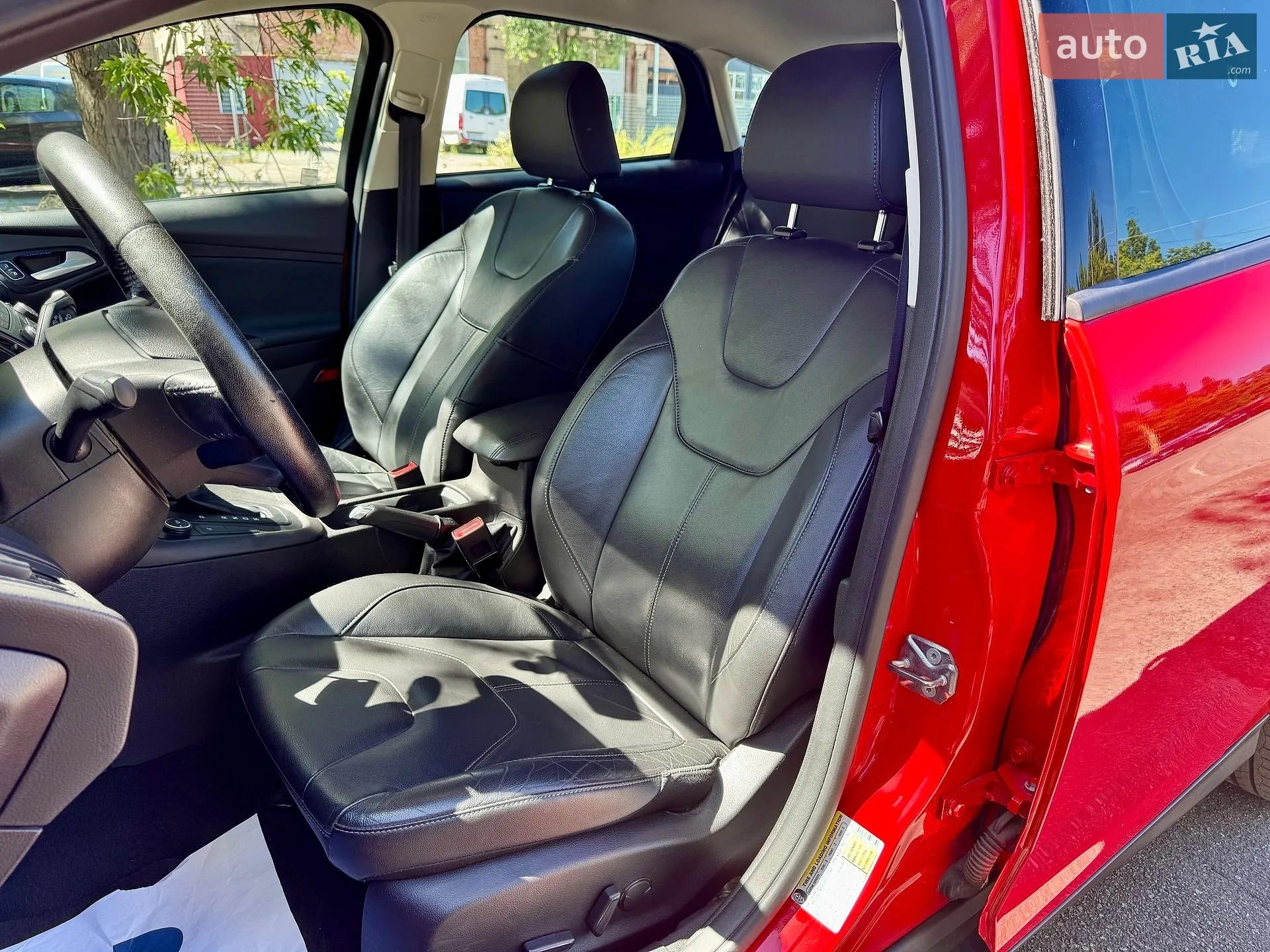 2015 Ford Focus - мініатюра 17