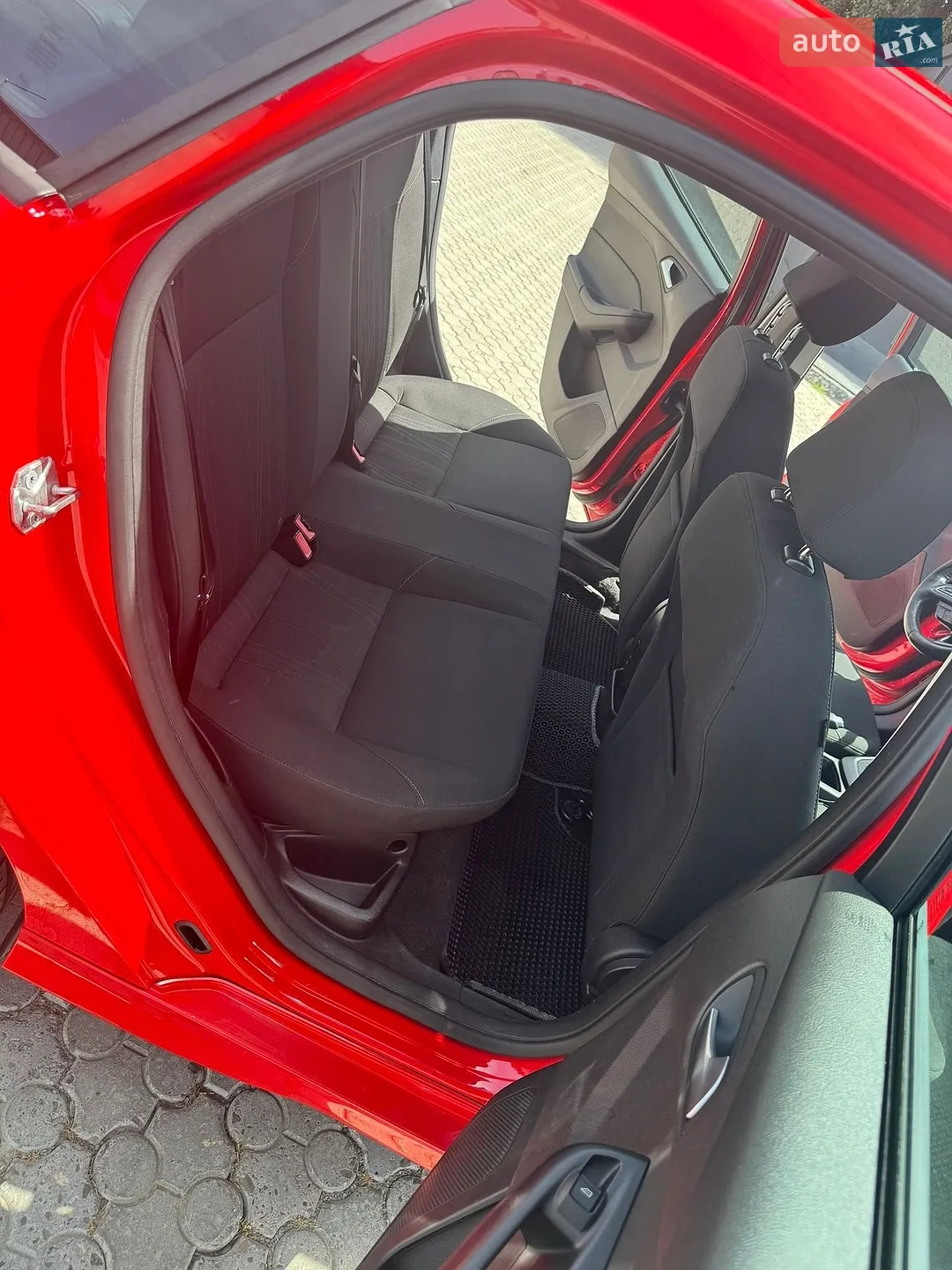 2015 Ford Focus - мініатюра 28