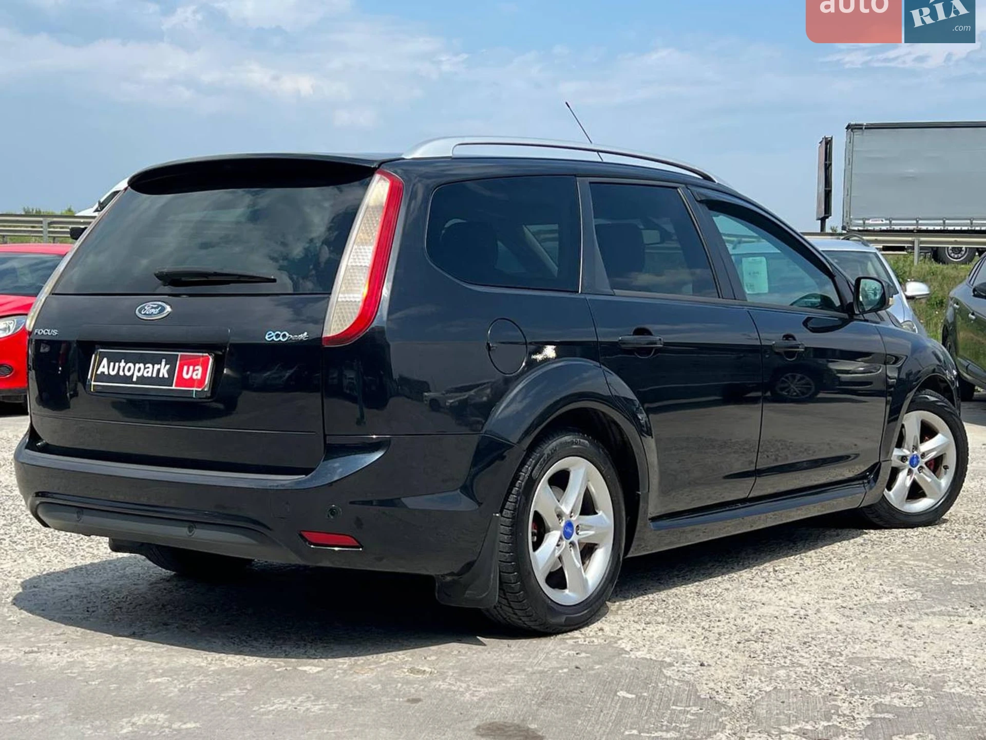 2010 Ford Focus - мініатюра 9
