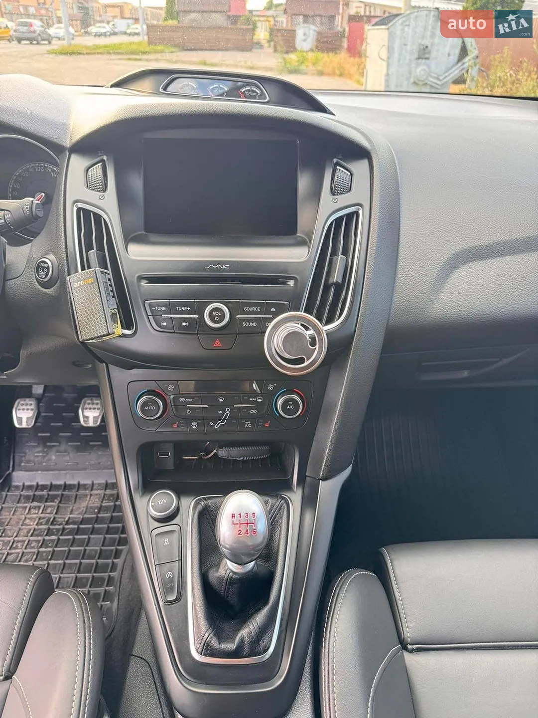 2015 Ford Focus - мініатюра 15