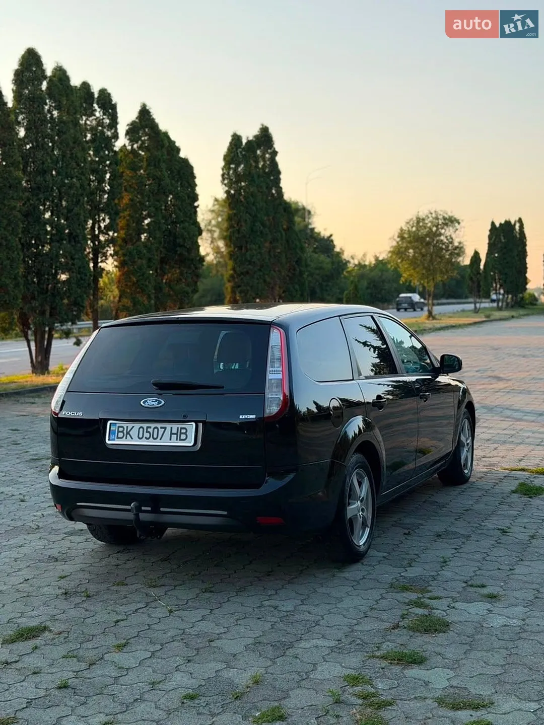 2010 Ford Focus - мініатюра 8