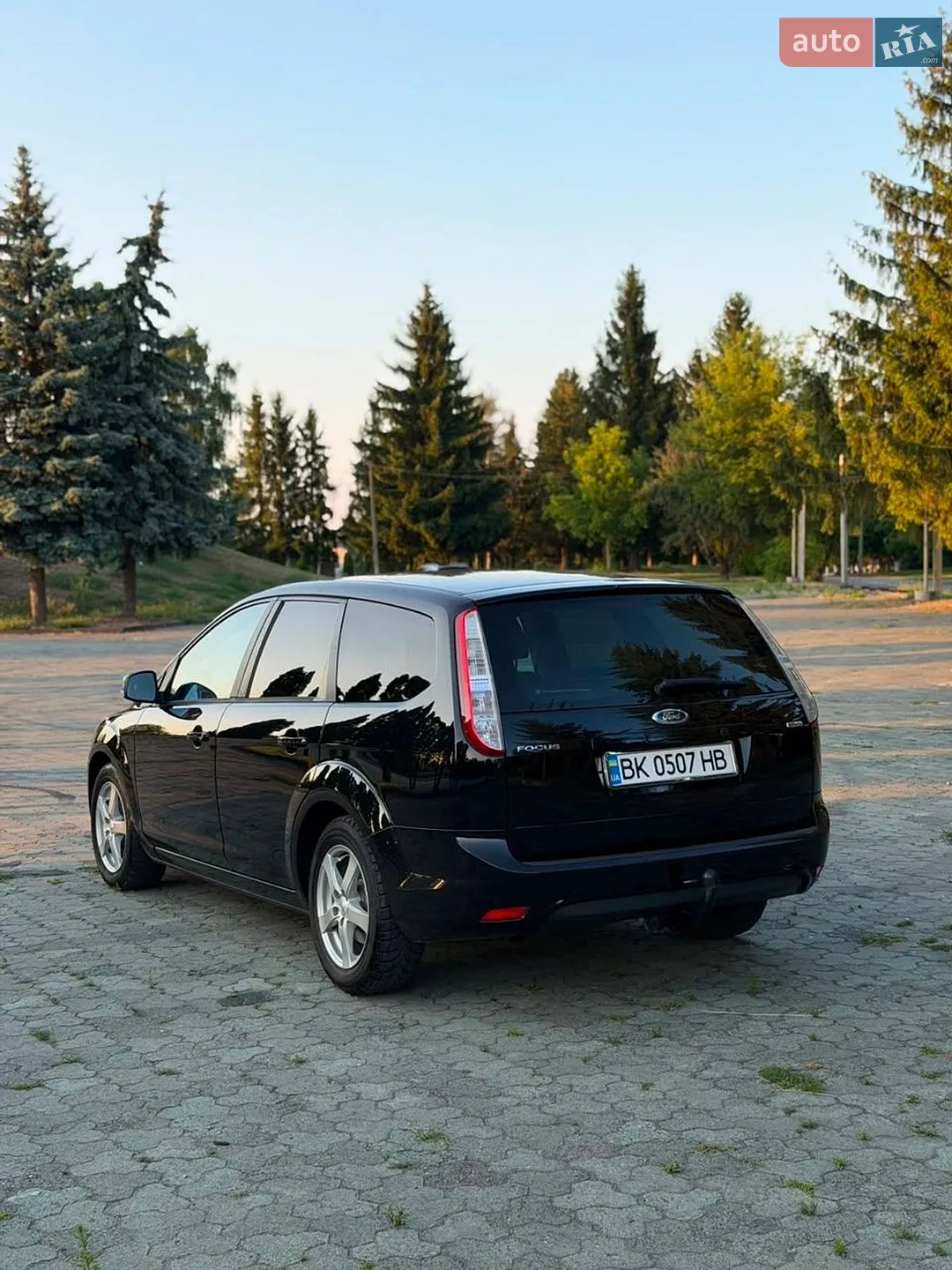 2010 Ford Focus - мініатюра 4
