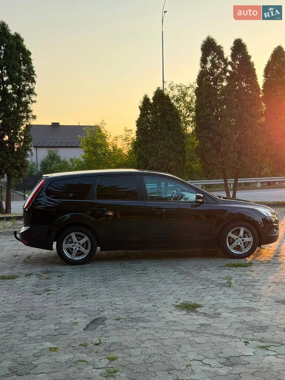 2010 Ford Focus - мініатюра 6