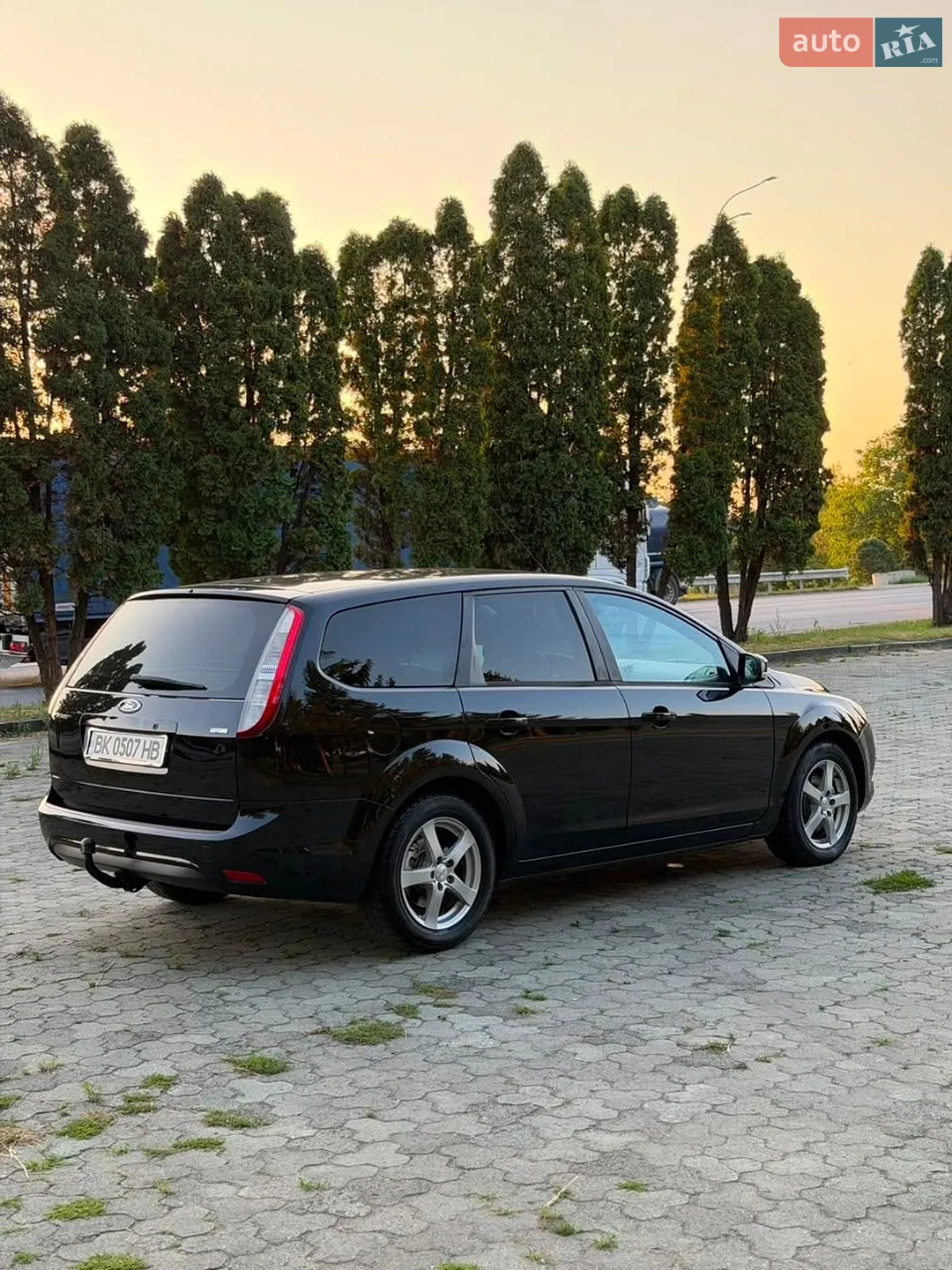 2010 Ford Focus - мініатюра 9