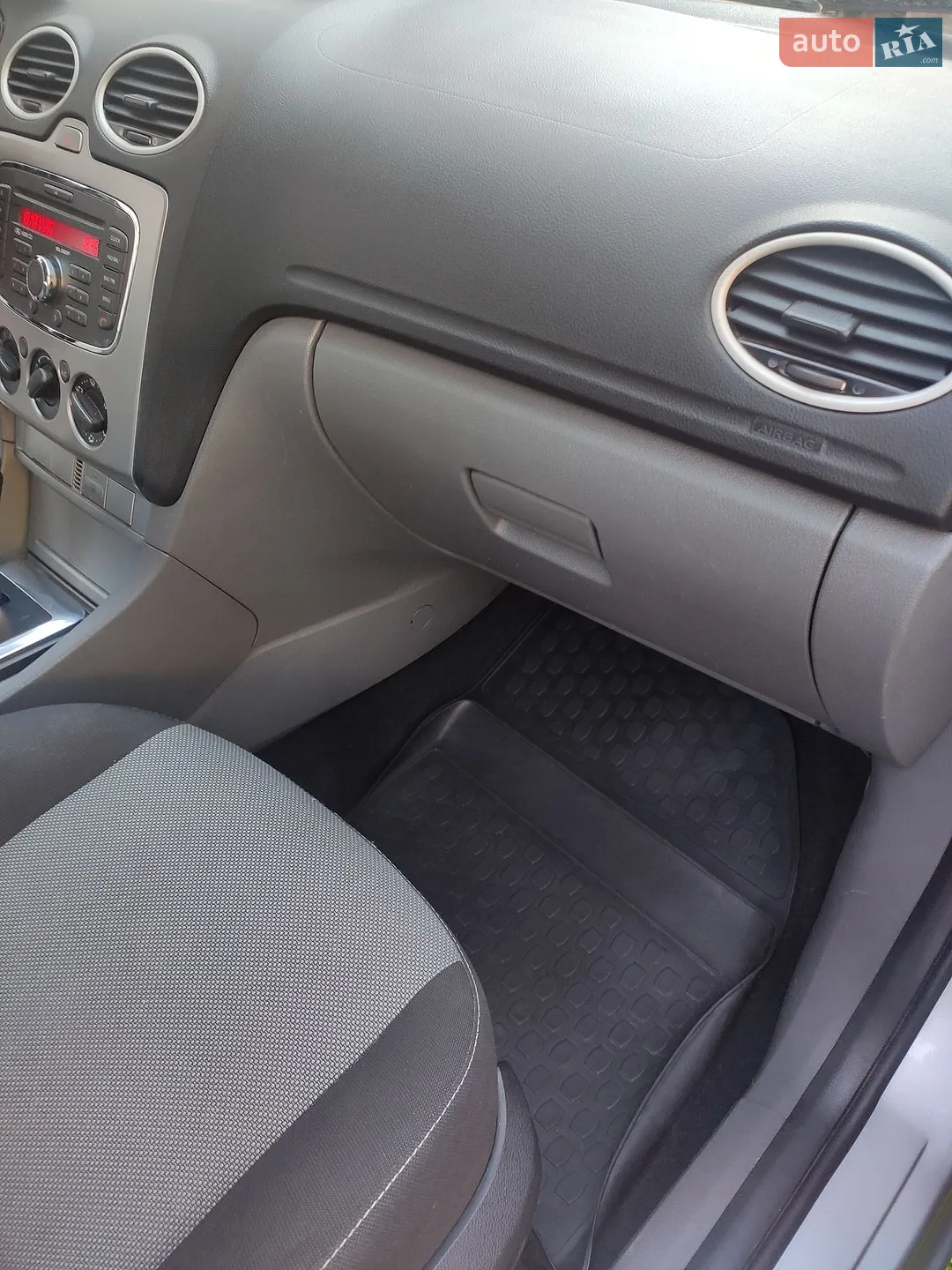 2011 Ford Focus - мініатюра 26