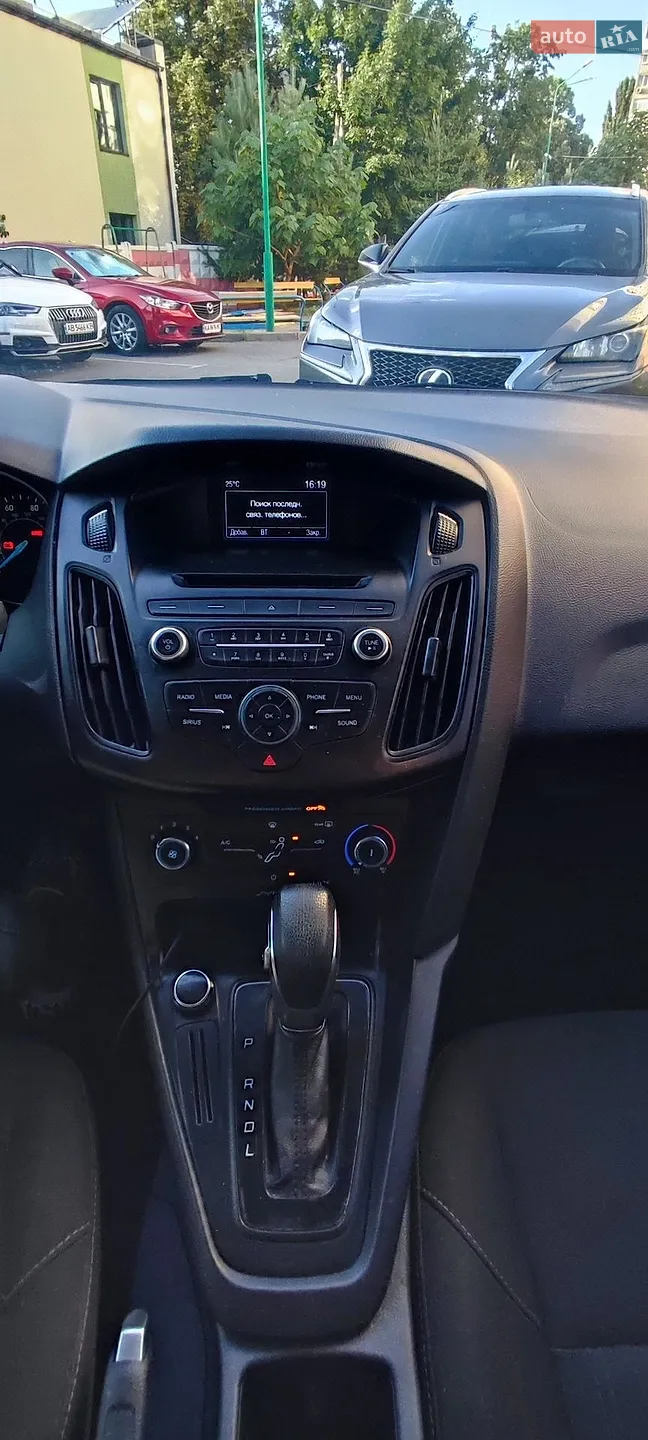 2017 Ford Focus - мініатюра 19
