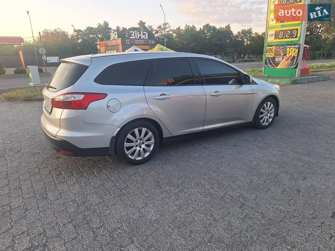 2013 Ford Focus - мініатюра 18