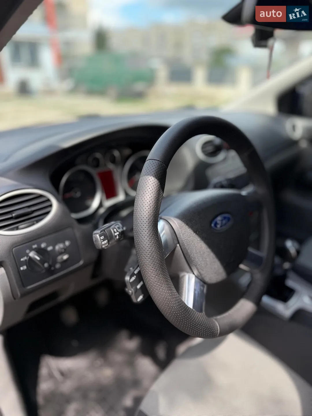 2010 Ford Focus - мініатюра 12