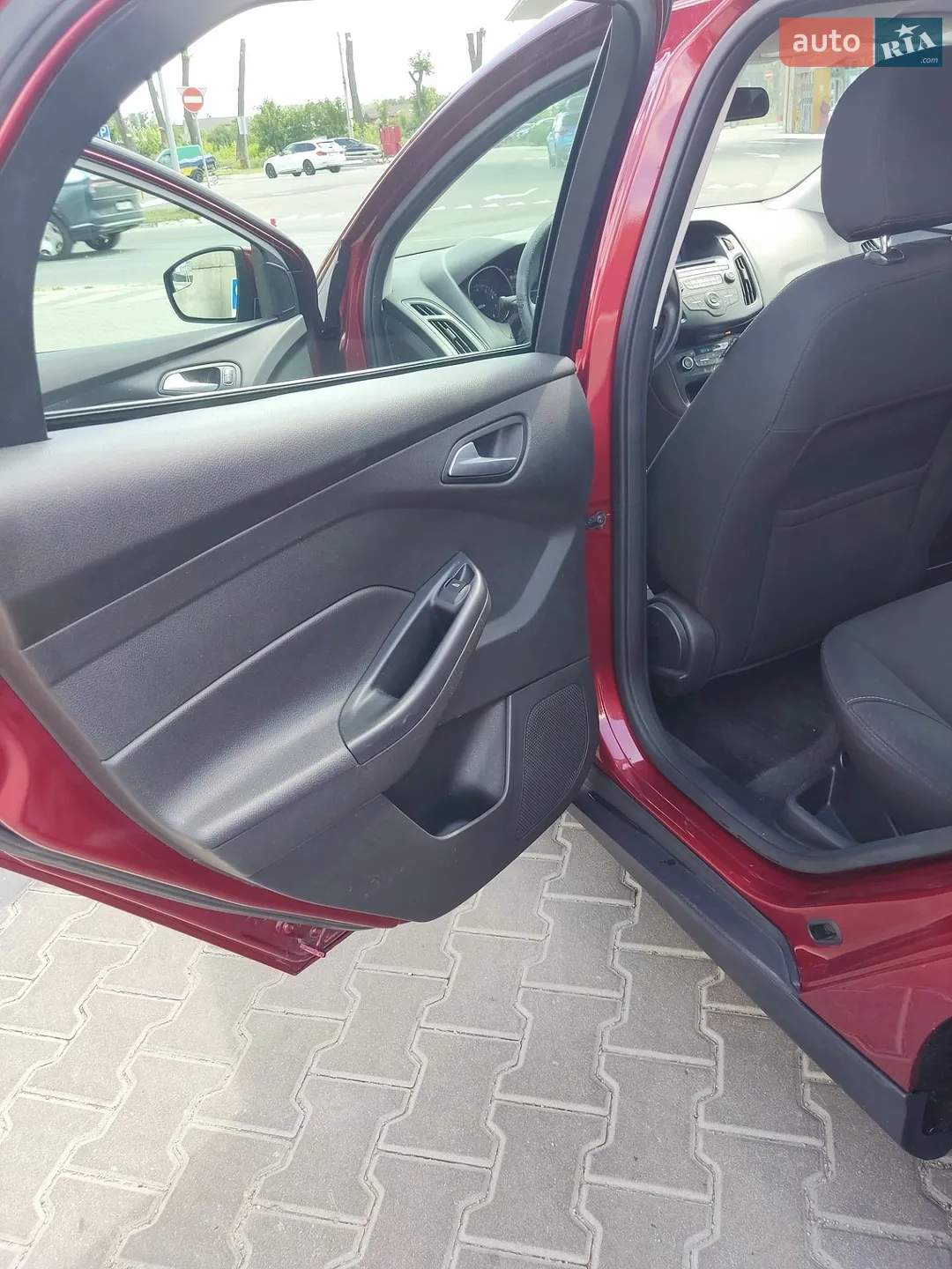 2016 Ford Focus - мініатюра 17