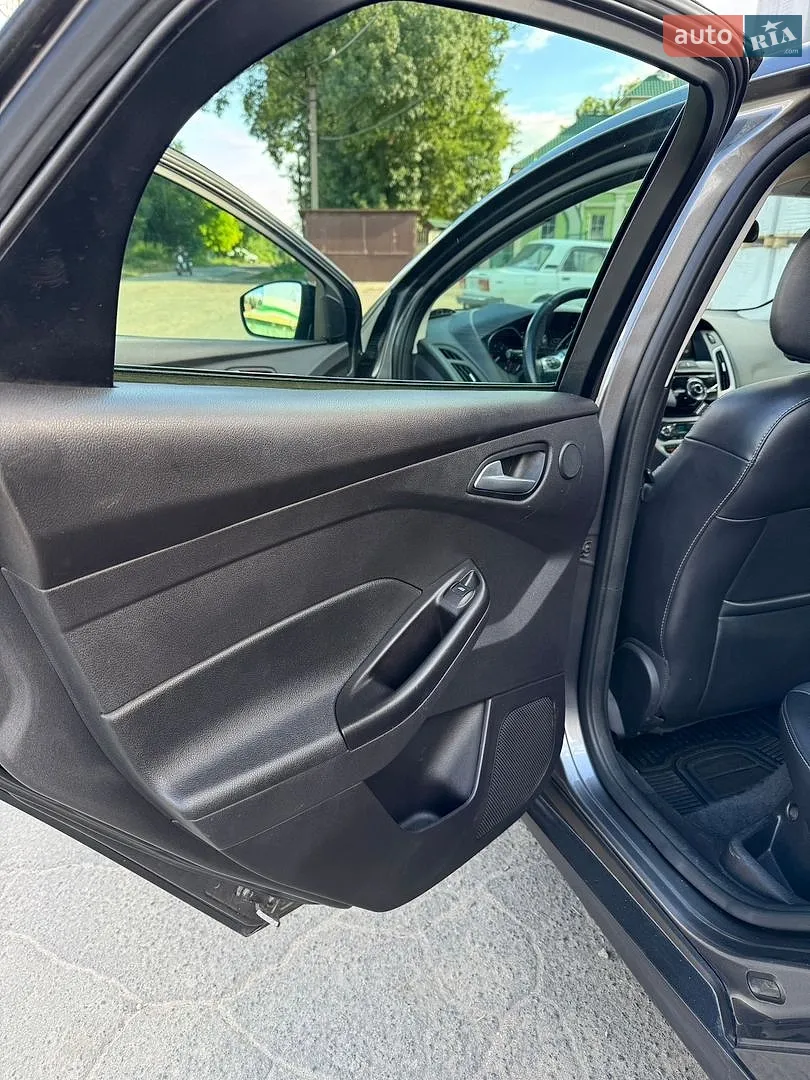 2014 Ford Focus - мініатюра 16