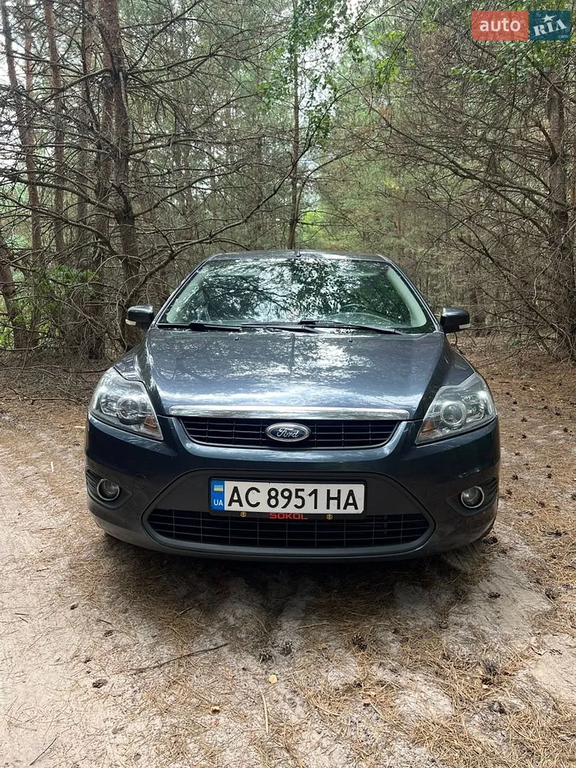 2010 Ford Focus - фото 1