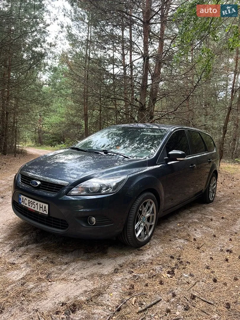 2010 Ford Focus - мініатюра 8