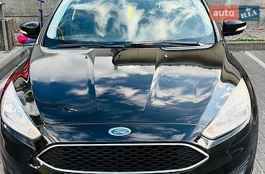 Седан Ford Focus 2015 в Києві