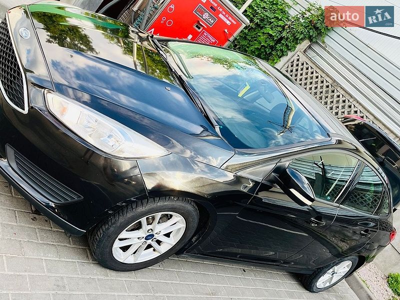 Седан Ford Focus 2015 в Києві