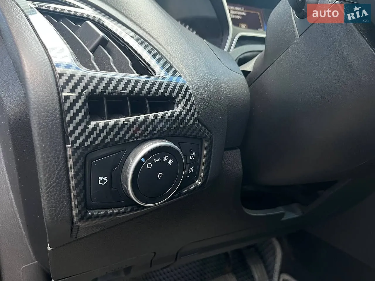 2015 Ford Focus - мініатюра 17