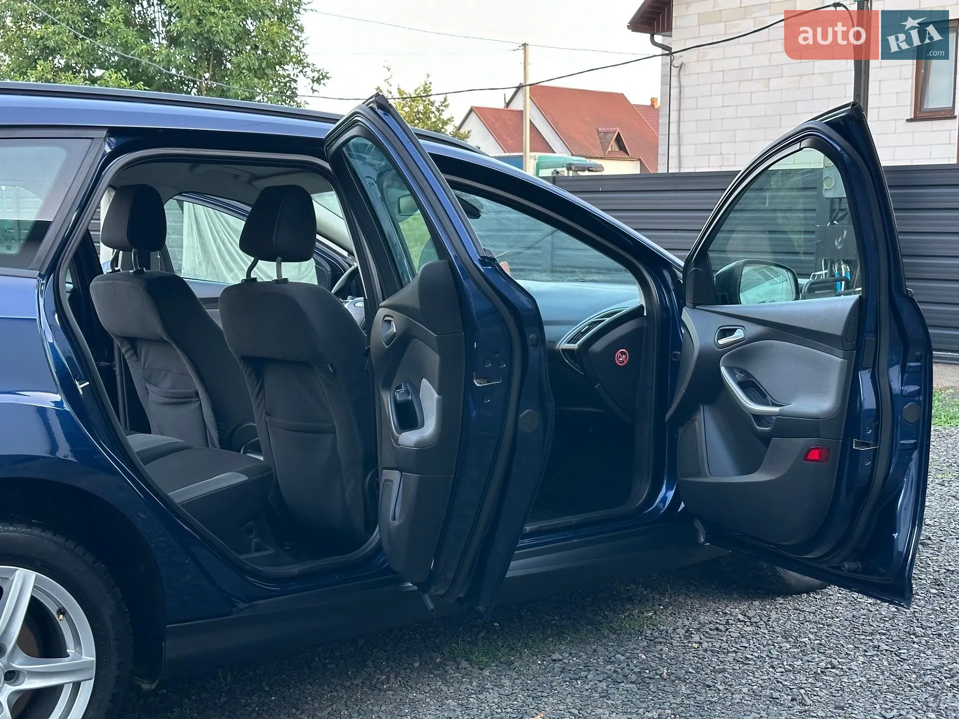 2012 Ford Focus - мініатюра 16