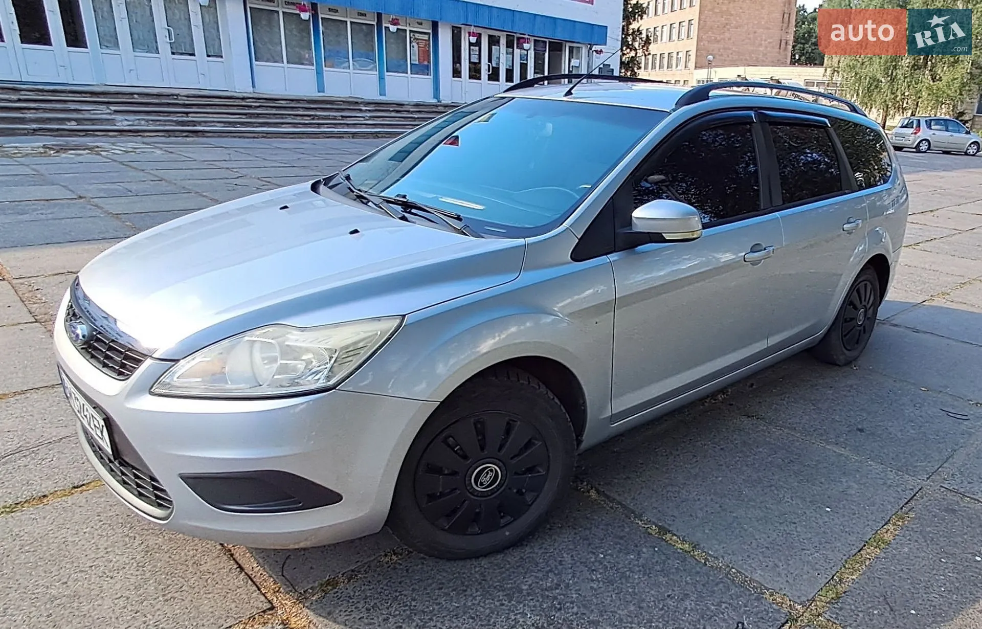 2010 Ford Focus - мініатюра 3
