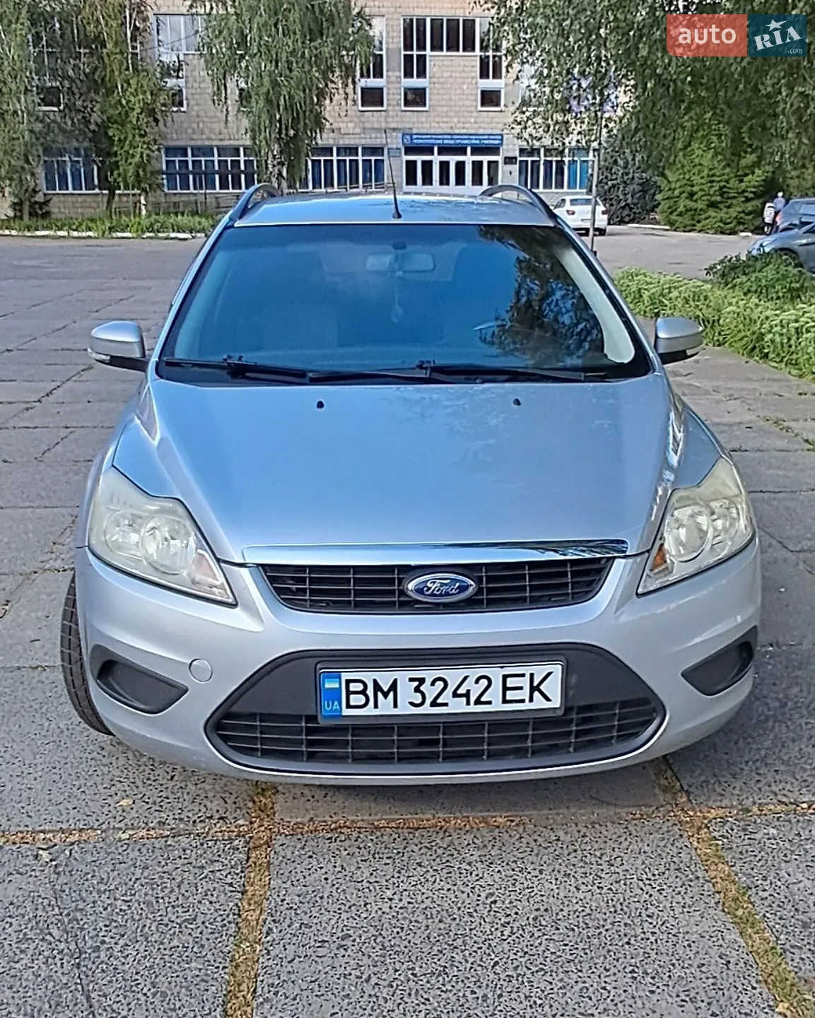 2010 Ford Focus - мініатюра 2