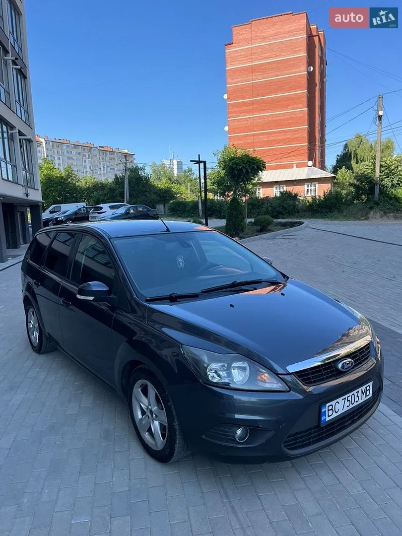 2010 Ford Focus - мініатюра 3