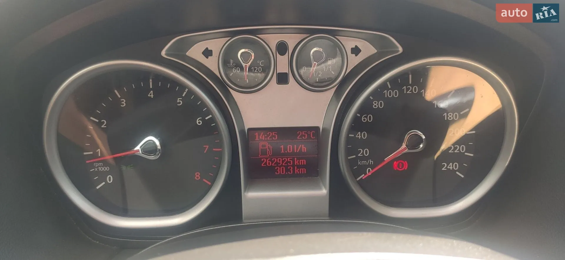 2011 Ford Focus - мініатюра 25