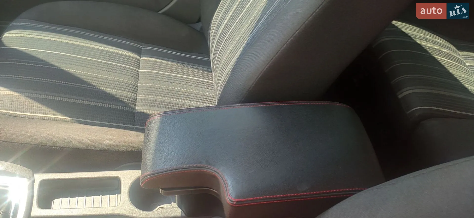 2011 Ford Focus - мініатюра 29