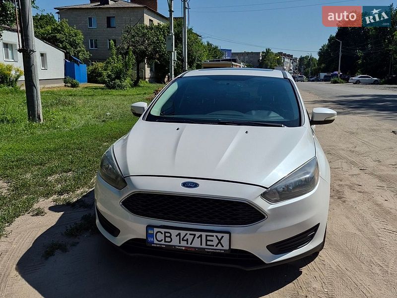 Седан Ford Focus 2015 в Сребном