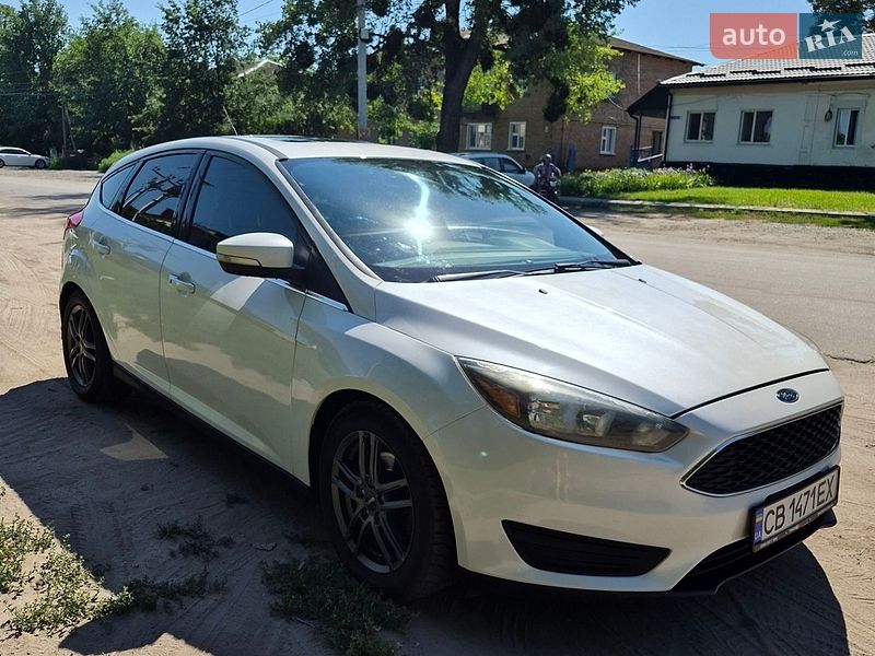 Седан Ford Focus 2015 в Сребном