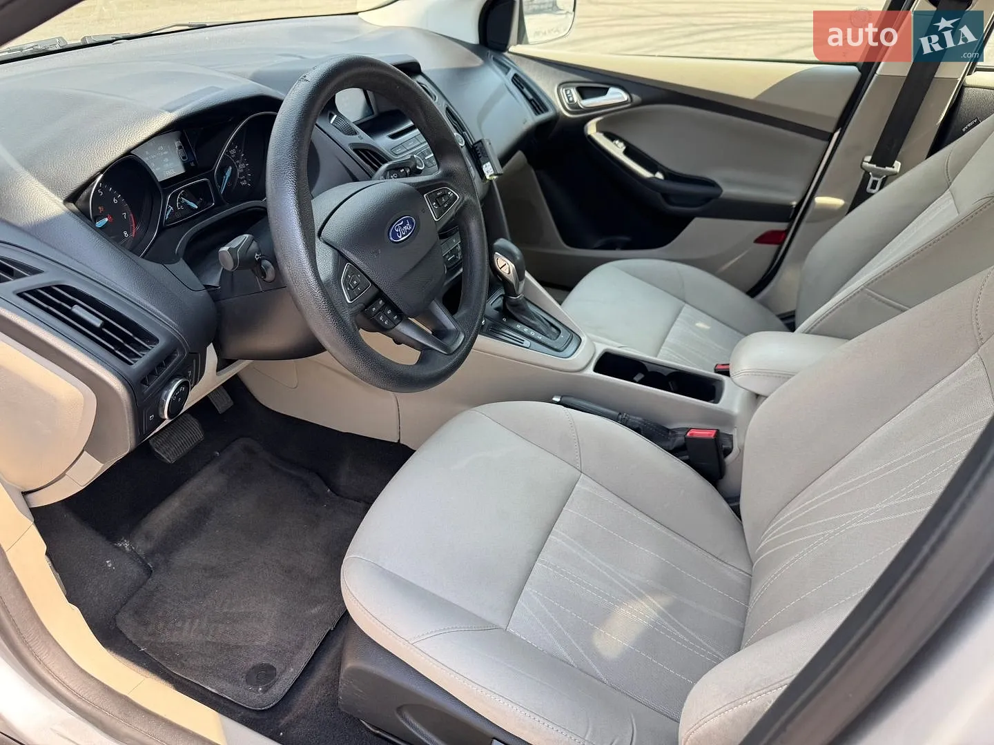 2017 Ford Focus - мініатюра 8