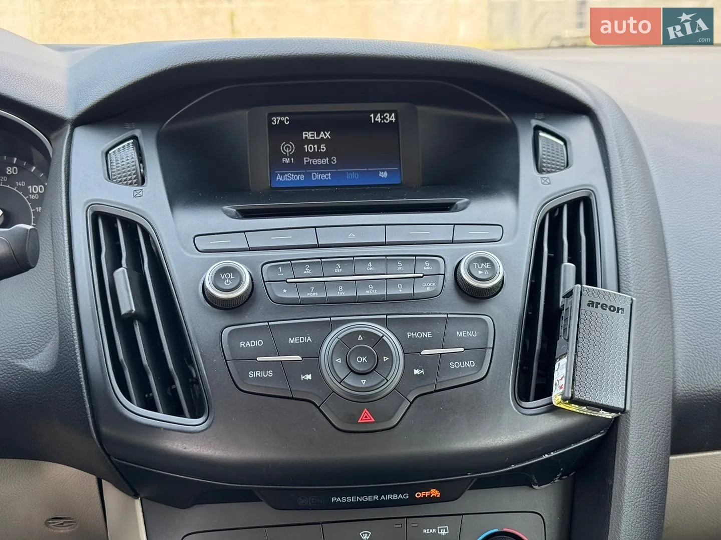 2017 Ford Focus - мініатюра 17