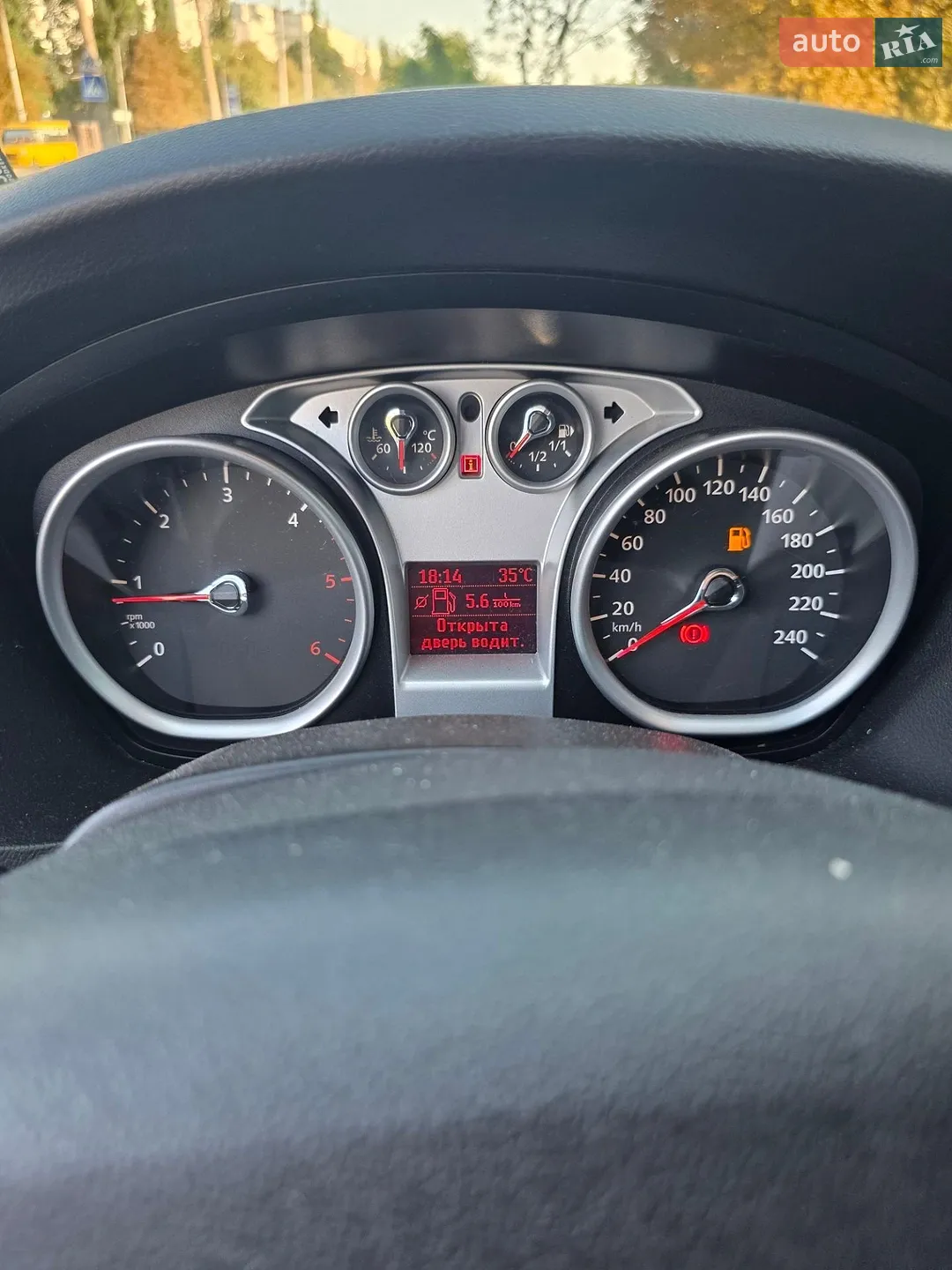 2010 Ford Focus - мініатюра 21