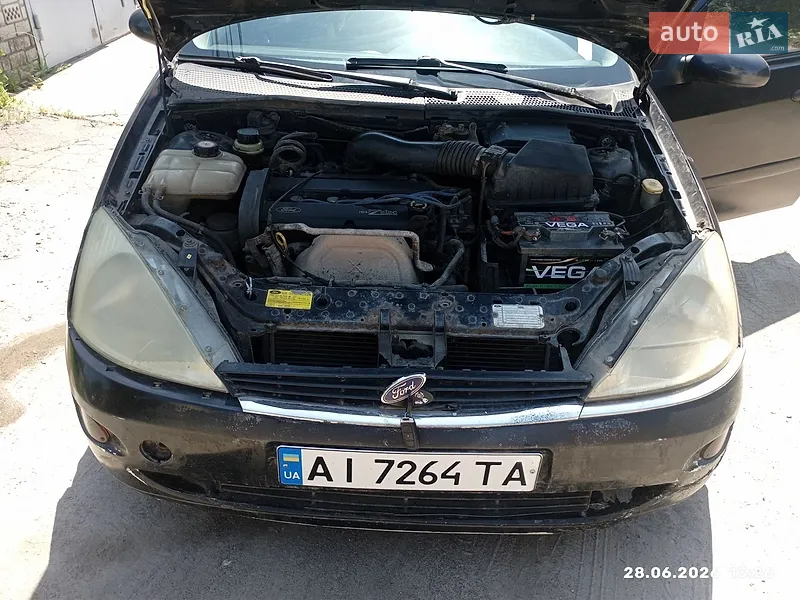 Ford Focus 2000