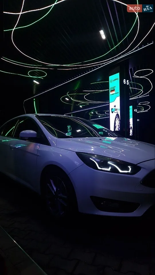 2015 Ford Focus - мініатюра 27