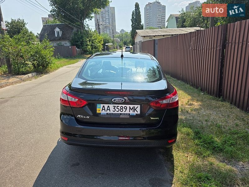 Седан Ford Focus 2012 в Киеве фото 8 Седан Ford Focus 2012 в Киеве