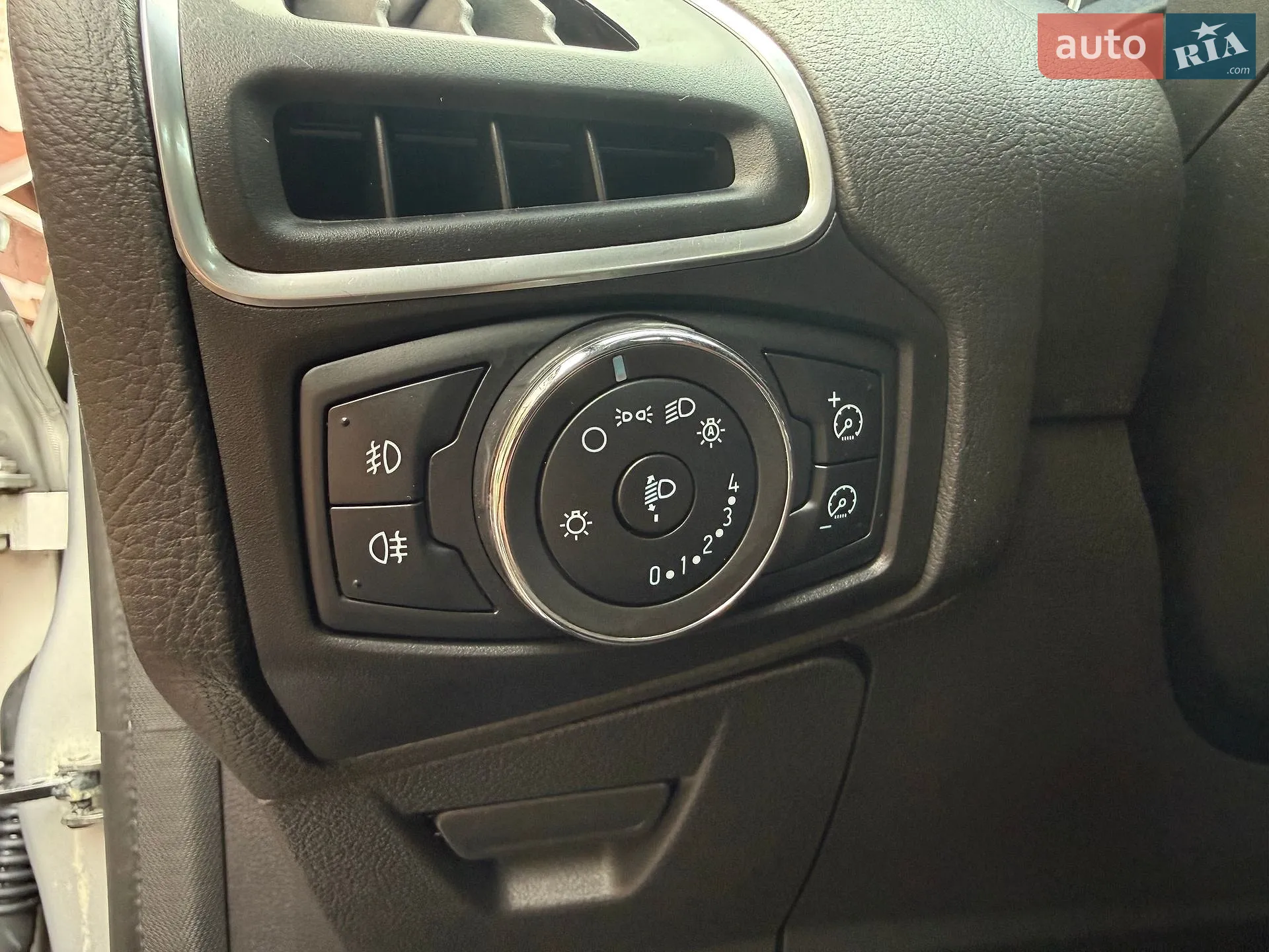 2011 Ford Focus - мініатюра 43